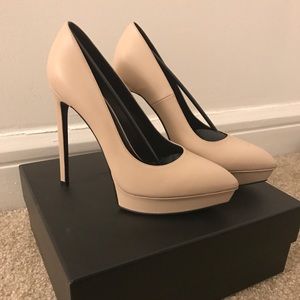 Saint Laurent Janis Pumps